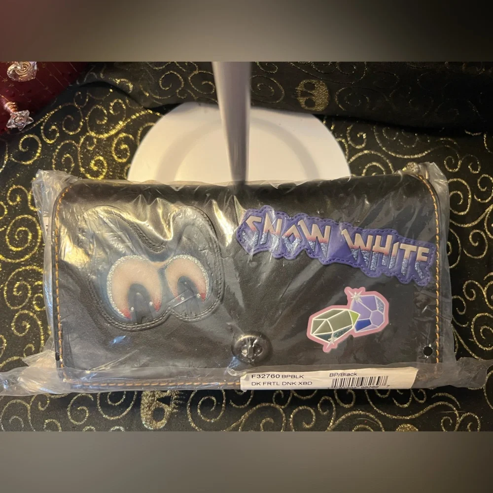Coach 2018 Disney Dinky 1941 Black Snow White Dark Fairy Tail Crossbody Sldr Bag